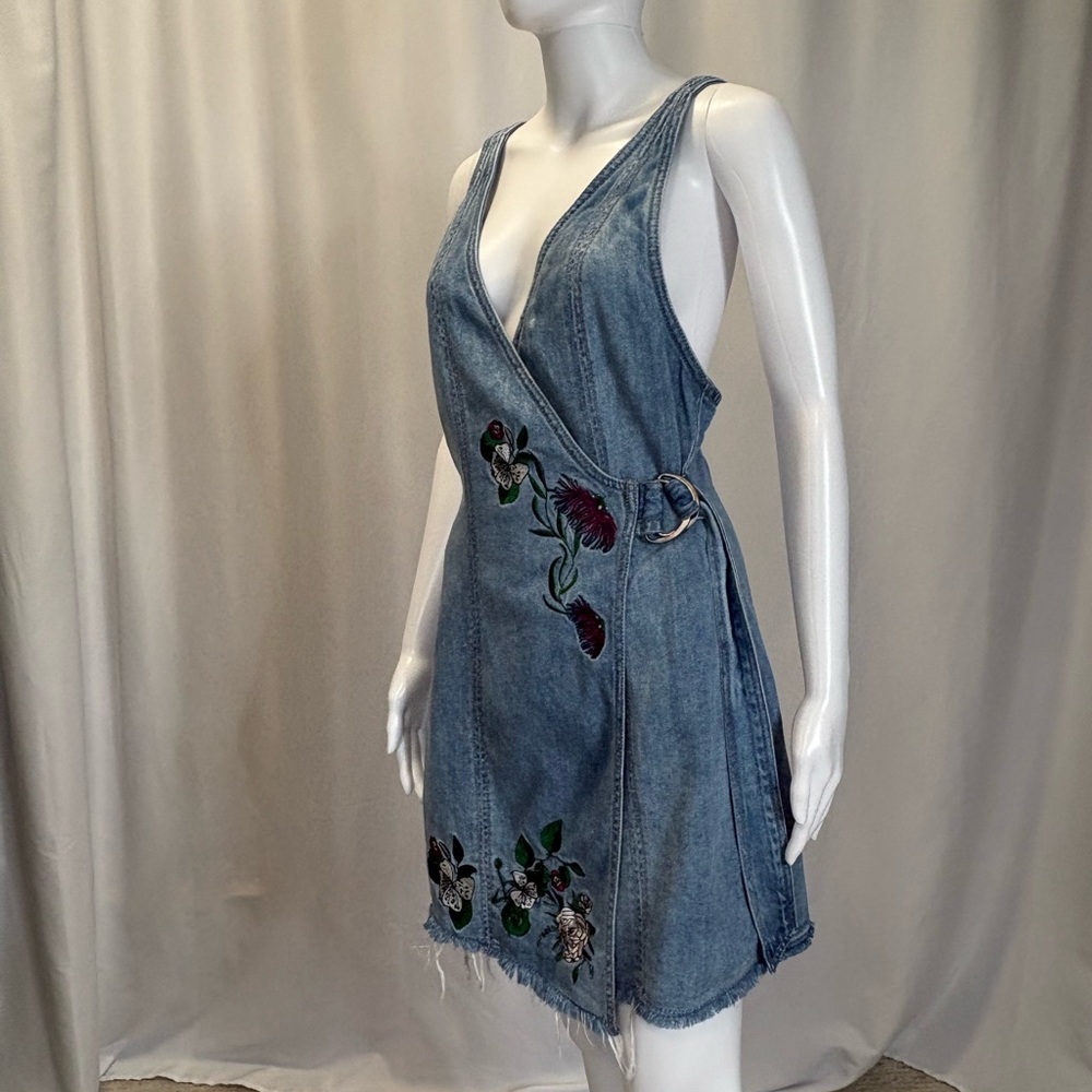 H&M X Coachella Floral Embroidered Denim Overall Dress Size 12 Wrap Front Belt - Picture 4 of 13